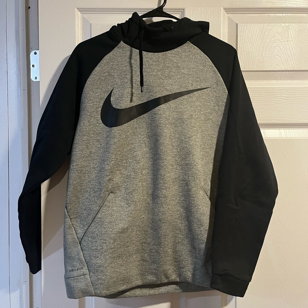 Nike, Black & Gray, Size: M